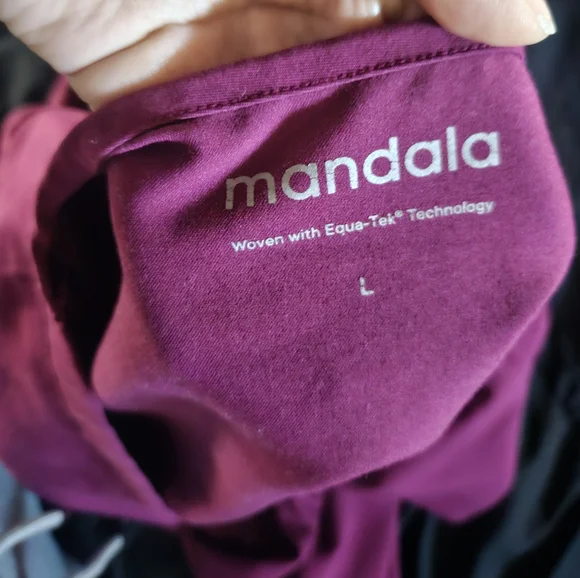 Mandala Womens Scrub Set In Raspberry LP - Picture 6 of 6